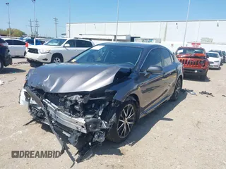 2023 Toyota Camry SE z VIN 4T1G11AK3PU735202, wystawiony jako IAAI lot #41874542 z przebiegiem 54 708 mil mil oraz . Historia ofert i sprzedaży dostępna na DreamBid. Obrazek 21.