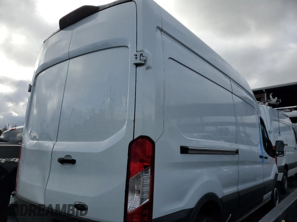 2023 Ford Transit Cargo z VIN 1FTBR1X8XPKB14862, wystawiony jako Copart lot #83661874 z przebiegiem Nie podano mil oraz Szkoda całkowita • Salvage title. Historia ofert i sprzedaży dostępna na DreamBid. Obrazek 3.