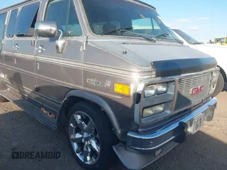1993 GMC Vandura z VIN 1GDEG25K9PF513953, wystawiony jako IAAI lot #42194799 z przebiegiem 135 966 mil mil oraz . Historia ofert i sprzedaży dostępna na DreamBid. Obrazek 6.