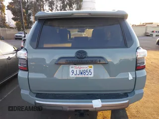 2023 Toyota 4Runner TRD Off Road Premium with VIN JTERU5JRXP6205852, listed as a IAAI auction lot 41631811 with 18,814 mi miles and . Bid and sale history available at DreamBid. Image 17.