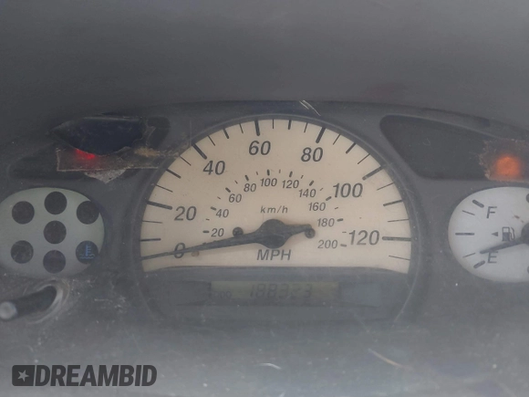 2000 Toyota ECHO z VIN JTDAT1234Y5016760, wystawiony jako IAAI lot #41974124 z przebiegiem 188 323 mil mil oraz . Historia ofert i sprzedaży dostępna na DreamBid. Obrazek 7.