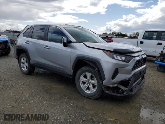 2021 Toyota RAV4 Hybrid LE with VIN 4T3MWRFV8MU020439, listed as a Copart auction lot 49834745 with 21,060 mi miles and Salvage Title. Bid and sale history available at carsss.com. Image 4.
