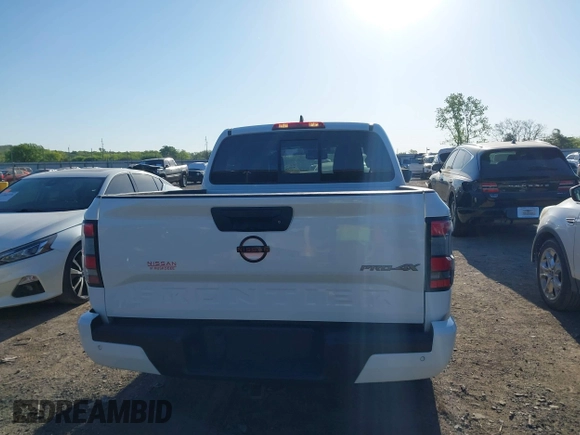 2022 Nissan Frontier SV z VIN 1N6ED1EK4NN656770, wystawiony jako IAAI lot #42016373 z przebiegiem 47 656 mil mil oraz . Historia ofert i sprzedaży dostępna na DreamBid. Obrazek 17.