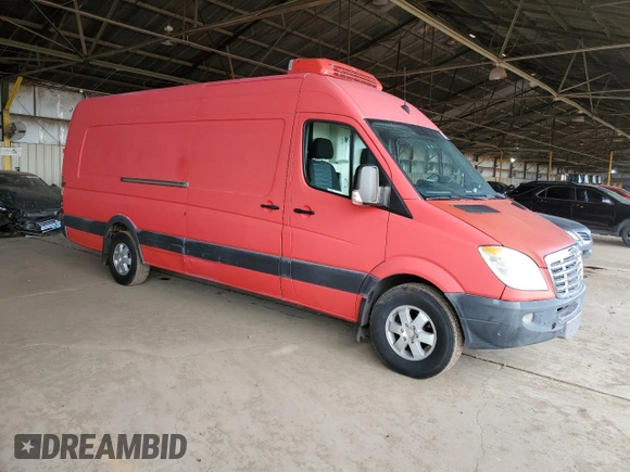 2012 Freightliner Sprinter z VIN WDYPE8CC8C5618781, wystawiony jako Copart lot #51819545 z przebiegiem 419 874 mil mil oraz Tytuł czysty. Historia ofert i sprzedaży dostępna na DreamBid. Obrazek 4.