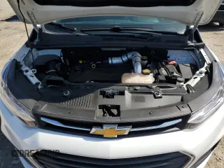 2021 Chevrolet Trax LT z VIN KL7CJPSM5MB372394, wystawiony jako Copart lot #51828485 z przebiegiem 64 557 mil mil oraz Szkoda całkowita • Salvage title. Historia ofert i sprzedaży dostępna na DreamBid. Obrazek 12.