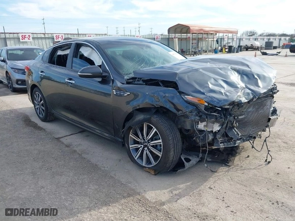 2019 Kia Optima LX with VIN 5XXGT4L3XKG376676, listed as a IAAI auction lot 41679981 with 57,211 mi miles. Bid and sale history available at carsss.com. Image 1.