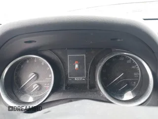2020 Toyota Camry LE with VIN 4T1L11AK3LU977805, listed as a IAAI auction lot 41907558 with 82,237 mi miles and . Bid and sale history available at DreamBid. Image 7.