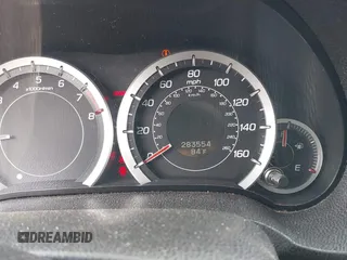 2010 Acura TSX z VIN JH4CU2E61AC021545, wystawiony jako IAAI lot #42405196 z przebiegiem 283 554 mil mil oraz . Historia ofert i sprzedaży dostępna na DreamBid. Obrazek 7.
