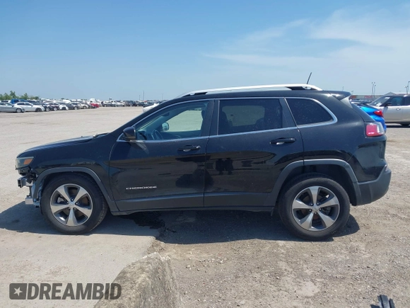 2019 Jeep Cherokee Limited z VIN 1C4PJLDB5KD469816, wystawiony jako IAAI lot #42245187 z przebiegiem 50 387 mil mil oraz . Historia ofert i sprzedaży dostępna na DreamBid. Obrazek 15.