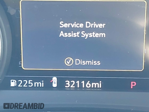 2022 Cadillac XT6 Premium Luxury with VIN 1GYKPFRS7NZ173703, listed as a IAAI auction lot 41335618 with 32,116 mi miles. Bid and sale history available at carsss.com. Image 16.