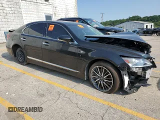 2017 Lexus LS 460 z VIN JTHCL5EF7H5029023, wystawiony jako Copart lot #62586564 z przebiegiem Nie podano mil oraz Czysty tytuł • Clean title. Historia ofert i sprzedaży dostępna na DreamBid. Obrazek 4.