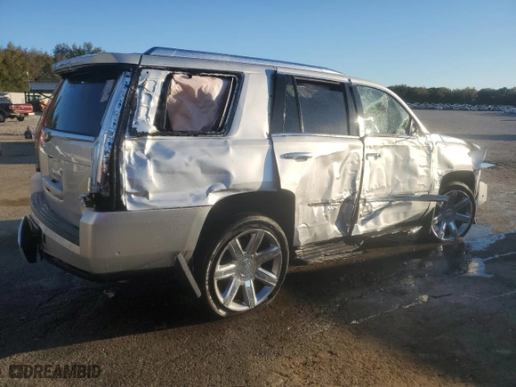 2019 Cadillac Escalade Luxury with VIN 1GYS3BKJ7KR272197, listed as a Copart auction lot 80668274 with 118,135 mi miles and Salvage Title. Bid and sale history available at carsss.com. Image 3.