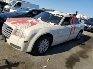 2008 Chrysler 300 LX with VIN 2C3KA43R18H230424, listed as a Copart auction lot 69319394 with 170,034 mi miles and Salvage Title. Bid and sale history available at carsss.com. Image 1.