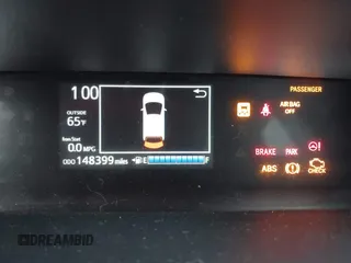 2018 Toyota Prius One z VIN JTDKDTB3XJ1606505, wystawiony jako IAAI lot #42425652 z przebiegiem 148 399 mil mil oraz . Historia ofert i sprzedaży dostępna na DreamBid. Obrazek 7.