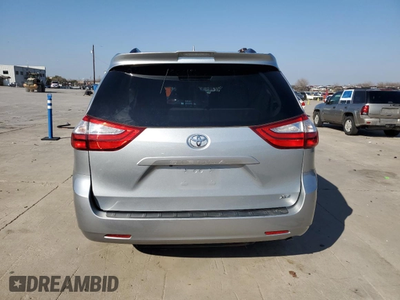 2019 Toyota Sienna XLE Auto Access Seat with VIN 5TDYZ3DC4KS993338, listed as a Copart auction lot 44029395 with 71,430 mi miles and Salvage Title. Bid and sale history available at carsss.com. Image 6.