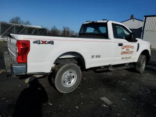 2021 Ford F-250 XLT z VIN 1FTBF2B69MEC28981, wystawiony jako Copart lot #47862774 z przebiegiem 28 712 mil mil oraz Szkoda całkowita • Salvage title. Historia ofert i sprzedaży dostępna na DreamBid. Obrazek 3.