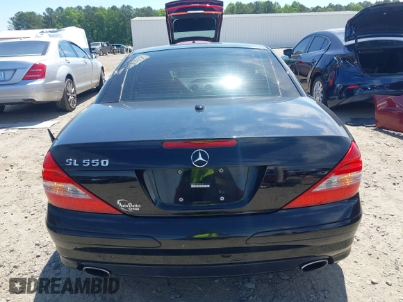 2007 Mercedes-Benz SL 550 с VIN WDBSK71F07F121213, выставлен на аукционе IAAI как лот 42210962 с пробегом 96 088 миль миль и . История ставок и продаж доступна на DreamBid. Изображение 16.