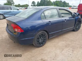 2006 Honda Civic LX z VIN 1HGFA16566L111211, wystawiony jako IAAI lot #42137338 z przebiegiem Nie podano mil oraz . Historia ofert i sprzedaży dostępna na DreamBid. Obrazek 4.