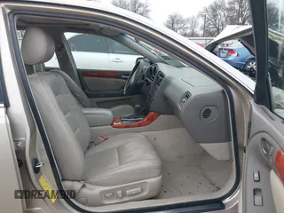 2005 Lexus GS 300 with VIN JT8BD69S650206725, listed as a IAAI auction lot 41612378 with 127,287 mi miles. Bid and sale history available at carsss.com. Image 5.