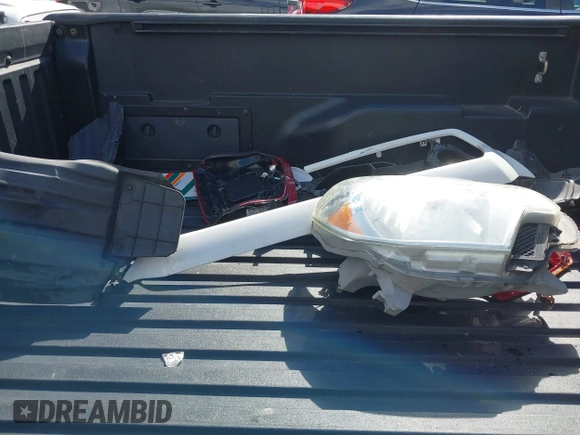2015 Toyota Tacoma PreRunner с VIN 3TMJU4GN8FM184580, выставлен на аукционе IAAI как лот 41409861 с пробегом 185 176 миль миль и . История ставок и продаж доступна на DreamBid. Изображение 12.