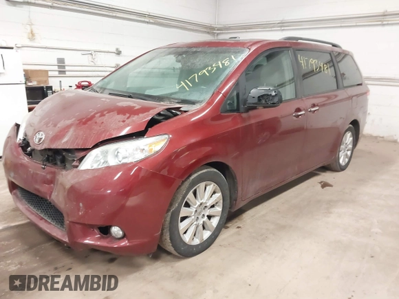 2011 Toyota Sienna XLE with VIN 5TDDK3DC6BS007004, listed as a IAAI auction lot 41793481 with 255,255 mi miles. Bid and sale history available at carsss.com. Image 2.