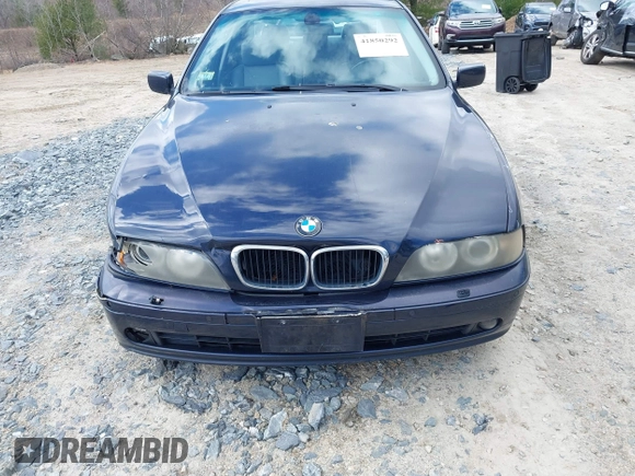 2003 BMW 5 Series 525iA with VIN WBADT43403G028405, listed as a IAAI auction lot 41850292 with 145,752 mi miles. Bid and sale history available at carsss.com. Image 12.