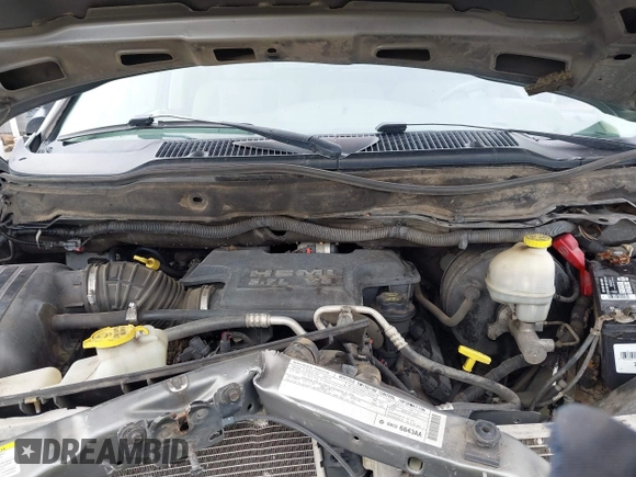 2008 Dodge 1500 SLT with VIN 1D7HU18248J155617, listed as a IAAI auction lot 41775899 with 334,788 mi miles. Bid and sale history available at carsss.com. Image 10.