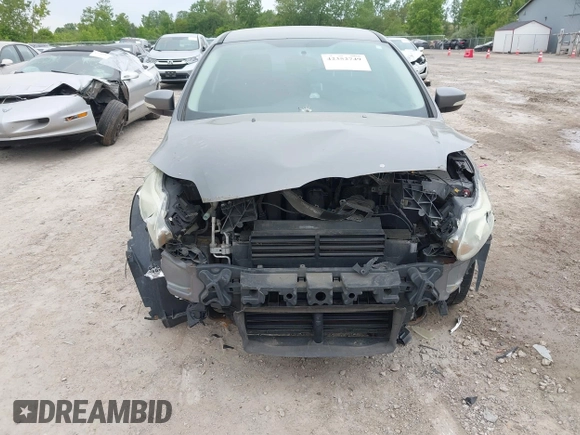 2013 Ford Focus SE with VIN 1FADP3F28DL348405, listed as a IAAI auction lot 42352749 with 252,134 mi miles and . Bid and sale history available at DreamBid. Image 6.