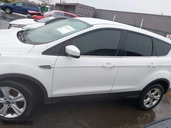 2015 Ford Escape SE with VIN 1FMCU0G78FUA12186, listed as a IAAI auction lot 41105271 with 1 mi miles. Bid and sale history available at carsss.com. Image 13.