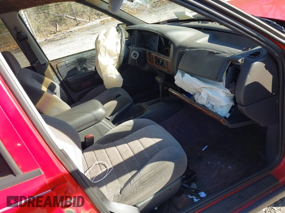 1996 Jeep Grand Cherokee Laredo with VIN 1J4EX58S8TC122302, listed as a IAAI auction lot 41218573 with 195,392 mi miles. Bid and sale history available at carsss.com. Image 5.