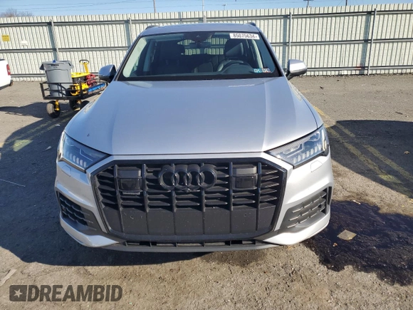 2022 Audi Q7 Premium Plus with VIN WA1LJBF70ND006854, listed as a Copart auction lot 85075634 with 33,480 mi miles and Salvage title. Bid and sale history available at DreamBid. Image 5.