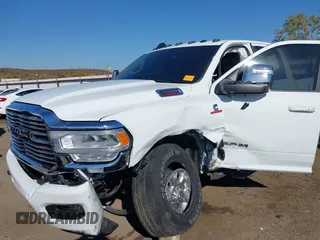 2024 Ram 2500 Laramie with VIN 3C6UR5FL4RG195798, listed as a IAAI auction lot 40654451 with 9,696 mi miles. Bid and sale history available at carsss.com. Image 6.