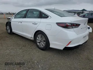 2018 Hyundai Sonata Hybrid SE with VIN KMHE24L37JA080157, listed as a Copart auction lot 73384993 with 114,907 mi miles. Bid and sale history available at carsss.com. Image 2.