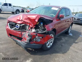 2013 Volvo XC60 3.2L with VIN YV4952DL4D2390794, listed as a IAAI auction lot 41688798 with 104,940 mi miles. Bid and sale history available at carsss.com. Image 2.