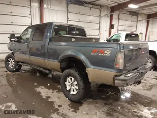 2004 Ford Super Duty F-250 XL with VIN 1FTNW21P34EB30360, listed as a IAAI auction lot 41597403 with 255,569 mi miles. Bid and sale history available at carsss.com. Image 3.