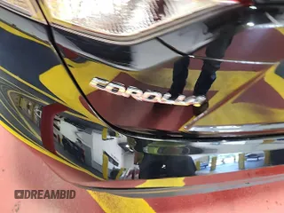 2024 Toyota Corolla LE z VIN 5YFB4MDEXRP128517, wystawiony jako IAAI lot #42852699 z przebiegiem 36 111 mil mil oraz . Historia ofert i sprzedaży dostępna na DreamBid. Obrazek 28.