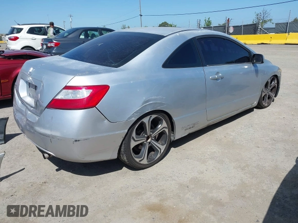 2007 Honda Civic Si with VIN 2HGFG21577H701458, listed as a IAAI auction lot 42054919 with 172,386 mi miles and . Bid and sale history available at DreamBid. Image 4.