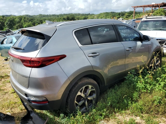 2020 Kia Sportage LX with VIN KNDPM3AC6L7703983, listed as a Copart auction lot 65364074 with 0 mi miles and Salvage Title. Bid and sale history available at carsss.com. Image 3.