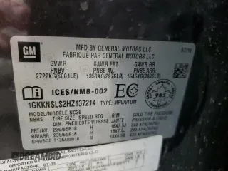 2017 GMC Acadia SLE z VIN 1GKKNSLS2HZ137214, wystawiony jako Copart lot #43227525 z przebiegiem 118 955 mil mil oraz Szkoda całkowita • Salvage title. Historia ofert i sprzedaży dostępna na DreamBid. Obrazek 16.