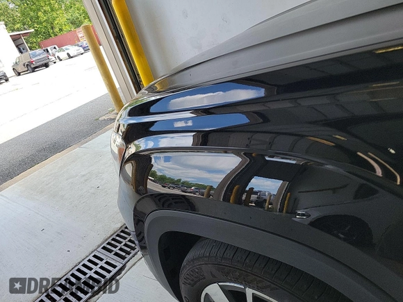 2024 Volkswagen Atlas SE z VIN 1V2HR2CA9RC554298, wystawiony jako IAAI lot #42851017 z przebiegiem 18 815 mil mil oraz . Historia ofert i sprzedaży dostępna na DreamBid. Obrazek 11.