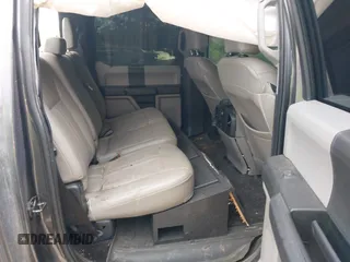 2018 Ford F-150 XL with VIN 1FTEW1CP2JFB50192, listed as a IAAI auction lot 41946675 with 154,934 mi miles. Bid and sale history available at carsss.com. Image 8.