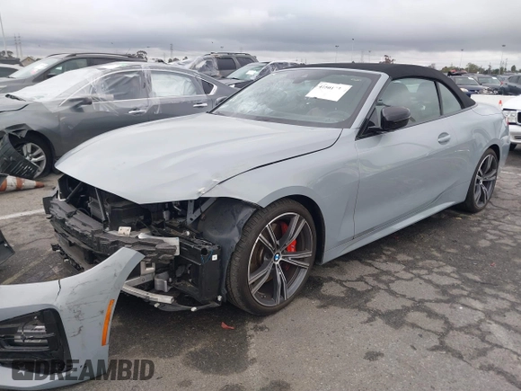 2024 BMW 4 Series 430i z VIN WBA23AT03RCP22962, wystawiony jako IAAI lot #41501751 z przebiegiem 26 632 mil mil oraz . Historia ofert i sprzedaży dostępna na DreamBid. Obrazek 18.