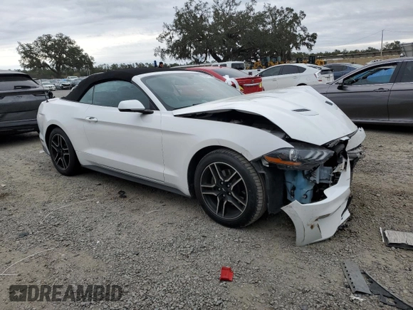 2020 Ford Mustang EcoBoost z VIN 1FATP8UH1L5138747, wystawiony jako Copart lot #88899115 z przebiegiem Nie podano mil oraz Nie do naprawy • Non repairable. Historia ofert i sprzedaży dostępna na DreamBid. Obrazek 4.