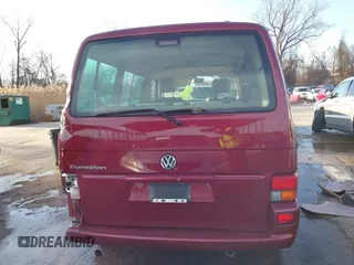 2003 Volkswagen EuroVan с VIN WV2KB47083H013778, выставлен на аукционе IAAI как лот 41537793 с пробегом 127 315 миль миль и . История ставок и продаж доступна на DreamBid. Изображение 17.