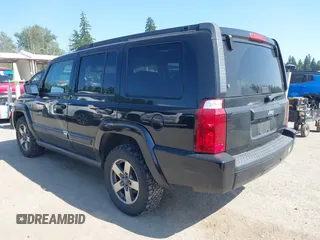 2008 Jeep Commander Sport with VIN 1J8HH48K28C180481, listed as a IAAI auction lot 42402789 with 215,404 mi miles and . Bid and sale history available at DreamBid. Image 3.
