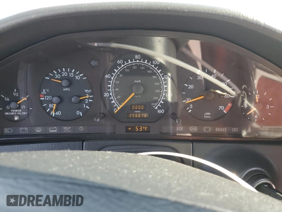1997 Mercedes-Benz S 320/430/500 z VIN WDBGA33G4VA334750, wystawiony jako Copart lot #84726674 z przebiegiem 256 678 mil mil oraz Czysty tytuł • Clean title. Historia ofert i sprzedaży dostępna na DreamBid. Obrazek 9.