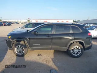 2021 Jeep Cherokee Latitude z VIN 1C4PJMCB7MD154249, wystawiony jako IAAI lot #42439729 z przebiegiem 49 152 mil mil oraz . Historia ofert i sprzedaży dostępna na DreamBid. Obrazek 14.