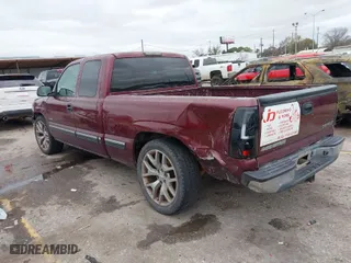 2001 Chevrolet Silverado 1500 LS with VIN 2GCEC19T411197082, listed as a IAAI auction lot 41272040 with 342,016 mi miles. Bid and sale history available at carsss.com. Image 3.