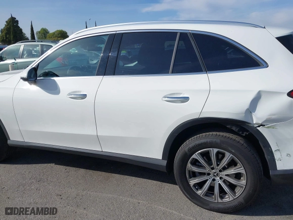 2024 Mercedes-Benz GLC with VIN W1NKM4GB8RF189222, listed as a IAAI auction lot 41773456 with 4,657 mi miles. Bid and sale history available at carsss.com. Image 14.