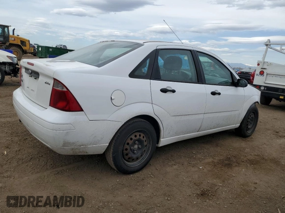 2006 Ford Focus S with VIN 1FAFP34N06W105551, listed as a Copart auction lot 52355575 with 176,617 mi miles and Salvage Title. Bid and sale history available at carsss.com. Image 3.